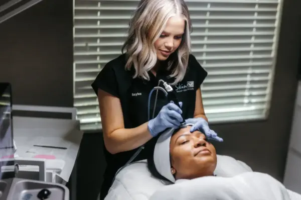 Hydrafacial Platinum - 16% Off
